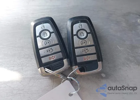 2020 Ford Fusion Titanium z USA, uszkodzony, nr VIN 3FA6P0D92LR175469